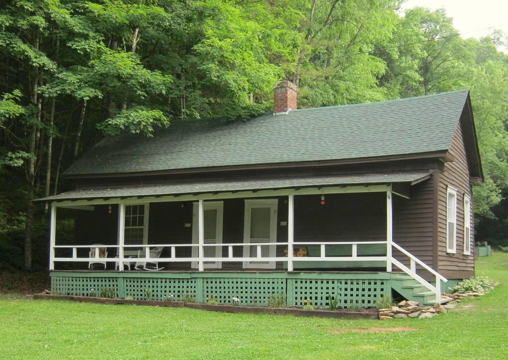 The Cabins At Healing Springs Crumpler Exteriör bild